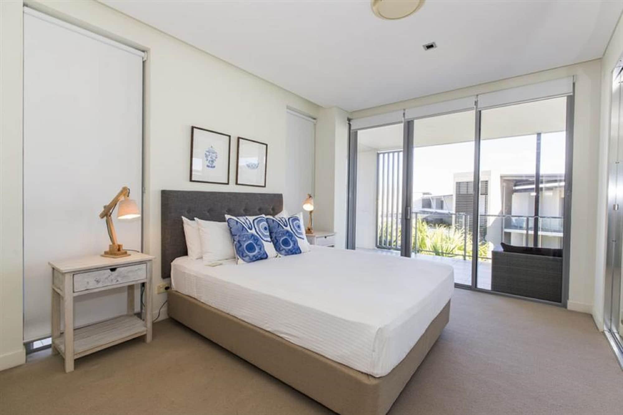 페퍼스 블루 온 블루 리조트 마그네틱 아일랜드 넬리베이 외부 사진 A bedroom in a typical apartment