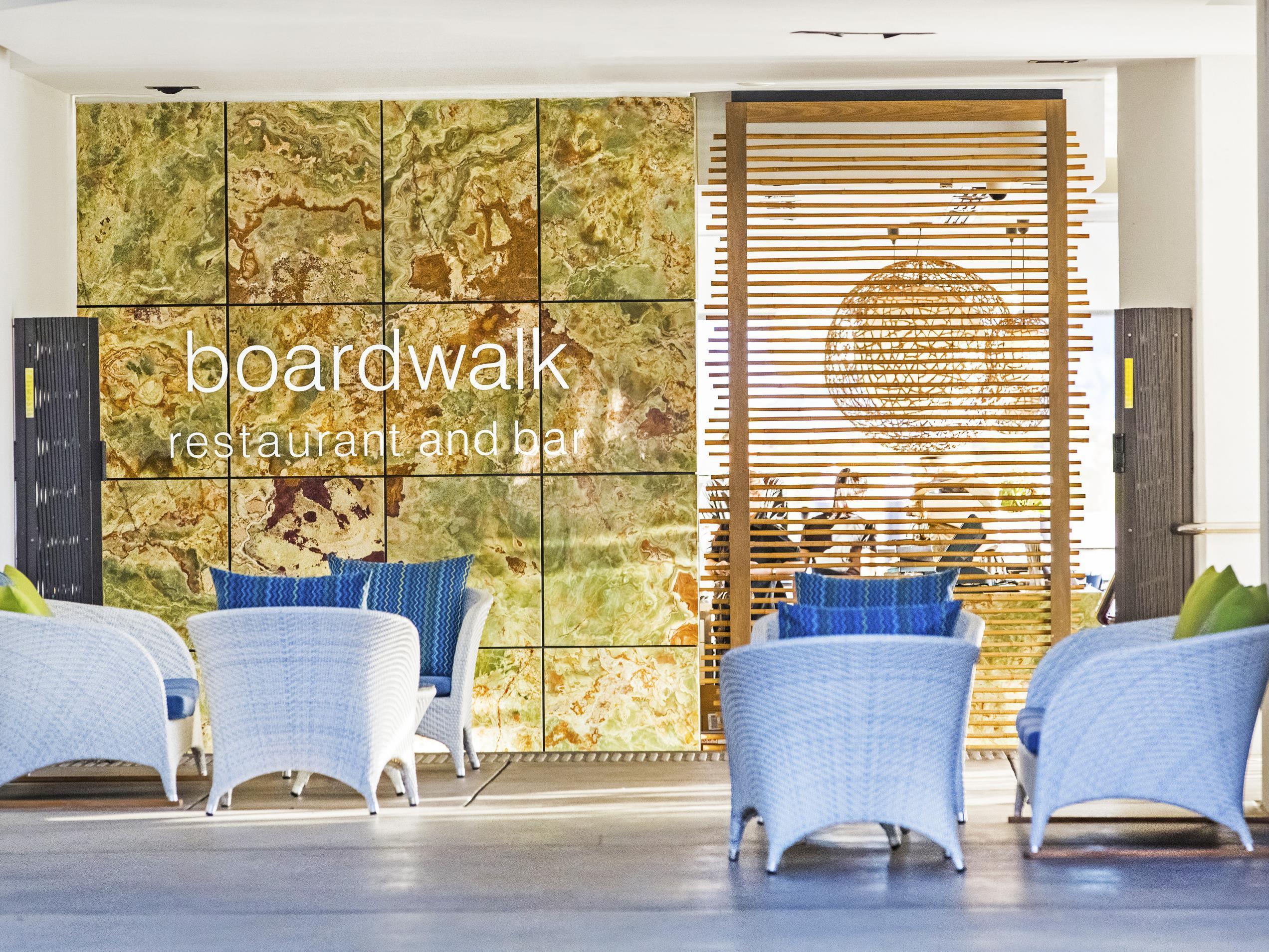 페퍼스 블루 온 블루 리조트 마그네틱 아일랜드 넬리베이 외부 사진 Boardwalk