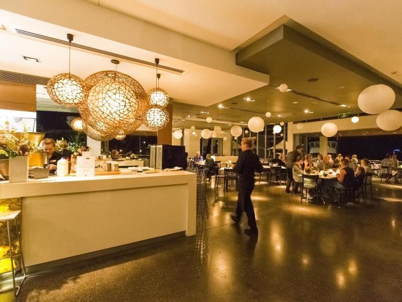 페퍼스 블루 온 블루 리조트 마그네틱 아일랜드 넬리베이 외부 사진 The interior of the restaurant